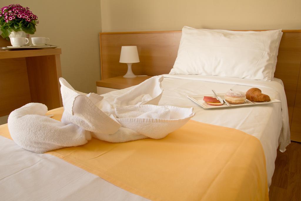 Hotel La Fenice Lignano Sabbiadoro Habitación foto